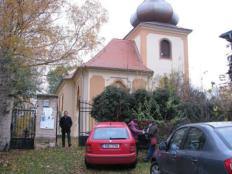 Slavnostní zakončení letošních prací na kostele Nanebevzetí Panny Marie ve Lstiboři, listopad 2016