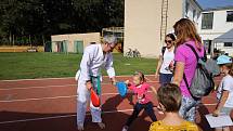 Malí sportovci si vyzkoušeli zrekonstruovaný areál Na Kutilce v Českém Brodě.