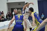 Z utkání BC Geosan Kolín - BK Opava (94:85).