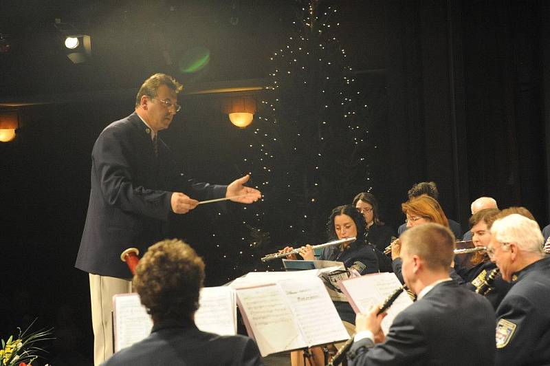 Na předvánoční náladu naladil sváteční koncert Městské hudby Františka Kmocha