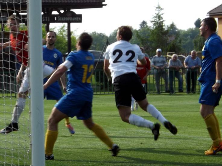 Z utkání Velim - Jedomělice (2:0).