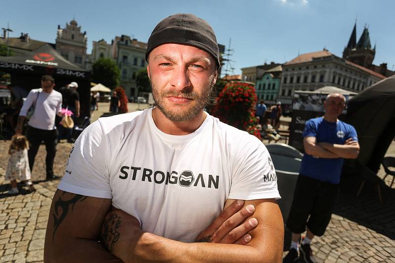 Ze závodů strongmanů v Kolíně v neděli 3. července 2022.