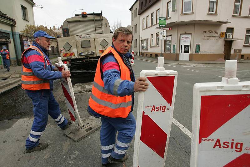 Rekonstrukce vozovky v ulici Ovčárecká