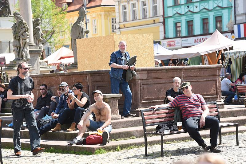 Bluesmani s jižany se po roce sešli na sluníčku i pod střechou.