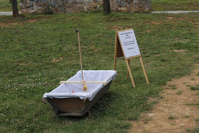 Výrobce dřevěných hraček Otakar Franěk se objevil ve skanzenu.