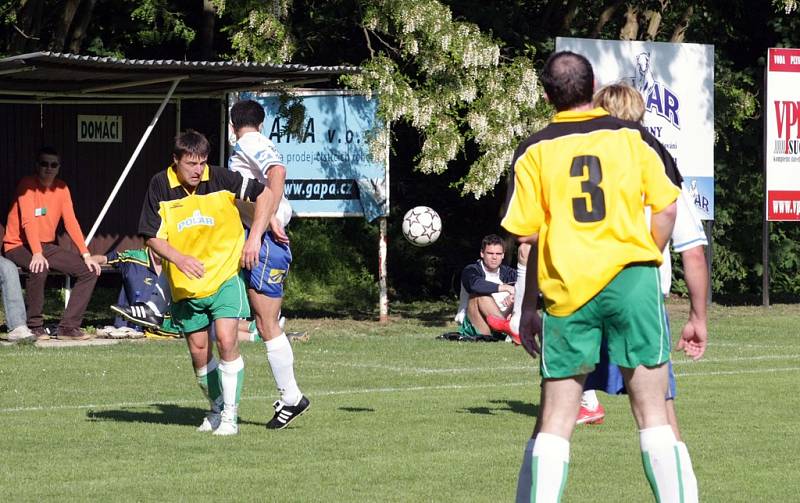 Z utkání Zásmuky - Neratovice (1:1).