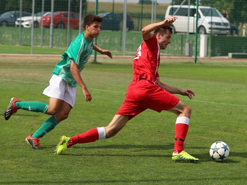 Z přátelského utkání Velim - Český Brod B (4:0).