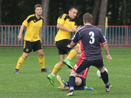 Z utkání Jestřabí Lhota - Žiželice (2:2, PK 1:4).