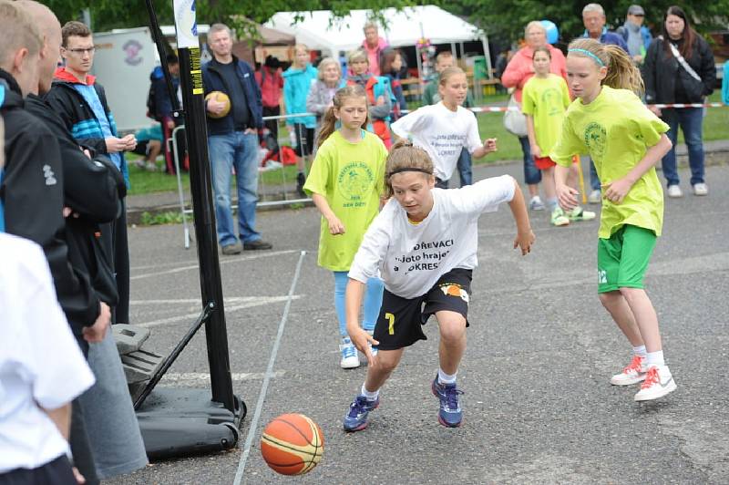 Streetball a dětský den byl již po patnácté