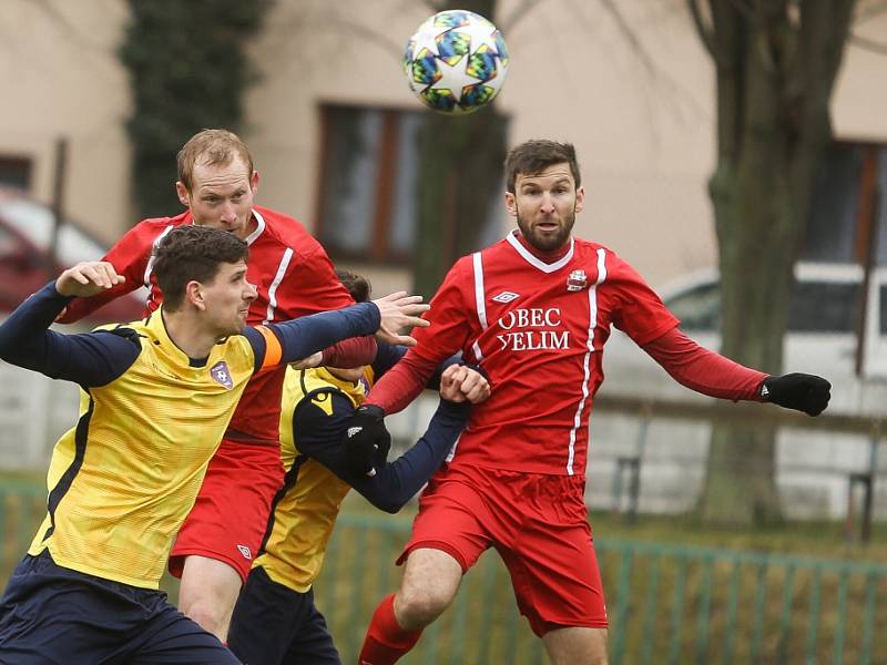 Z utkání krajského přeboru Velim - Kosoř (5:1).