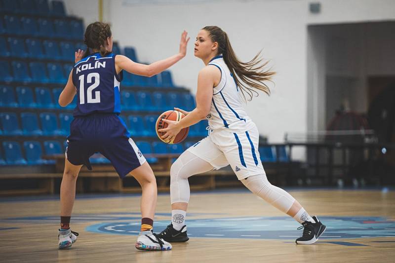 Aneta Hoznauerová povede jako kapitánka kolínské basketbalistky v nové sezoně