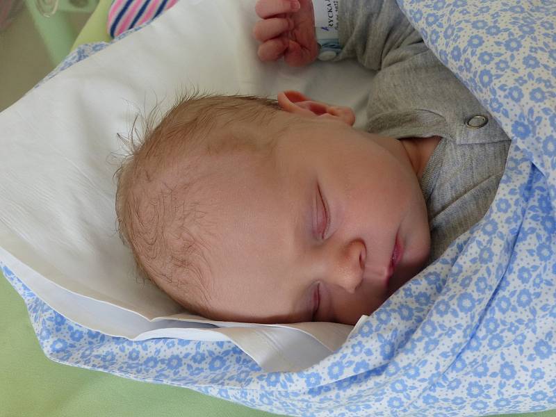 Jakub Rycka se narodil 30. června 2022 v kolínské porodnici, vážil 3100 g a měřil 49 cm. V Pískové Lhotě se z něj těší maminka Michala a tatínek Jiří.