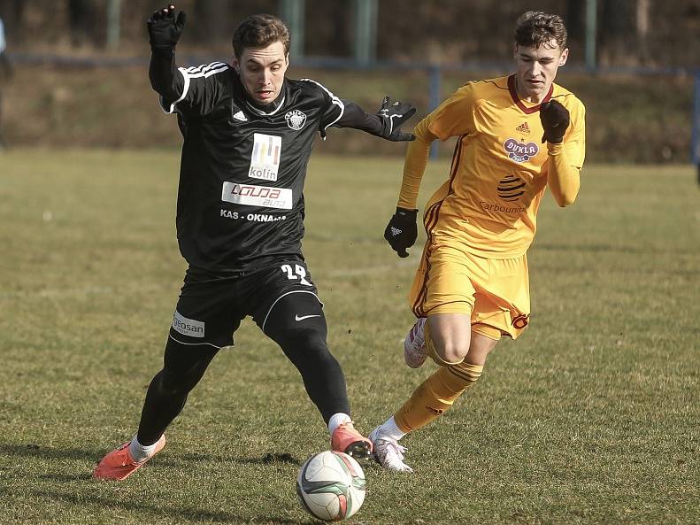 Z přípravného utkání FK Kolín - Dukla Praha B (0:6).