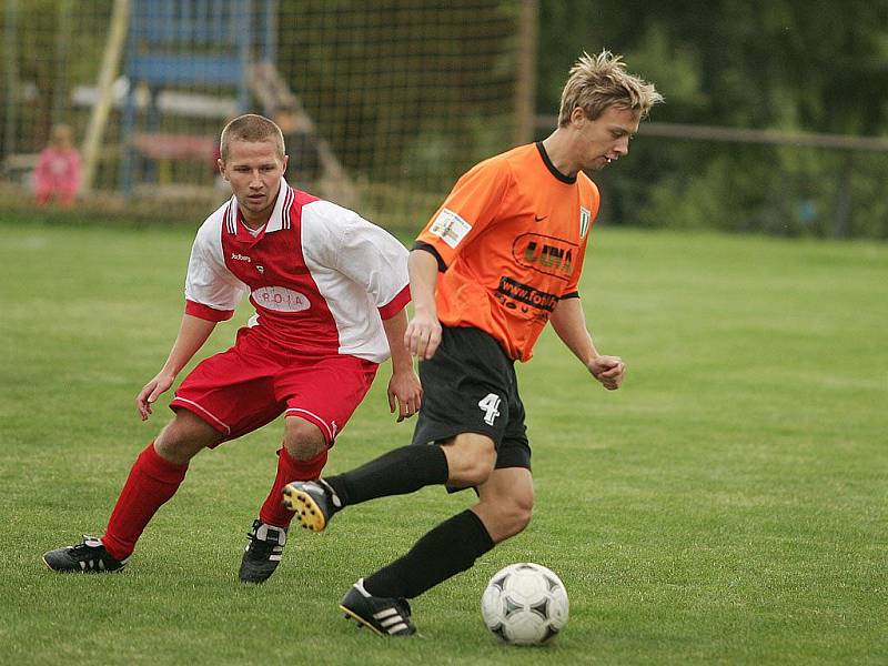 Fotbalisté rožďalovického Trnavanu jsou po polovině sezony v nejnižší krajské soutěži na páté příčce tabulky