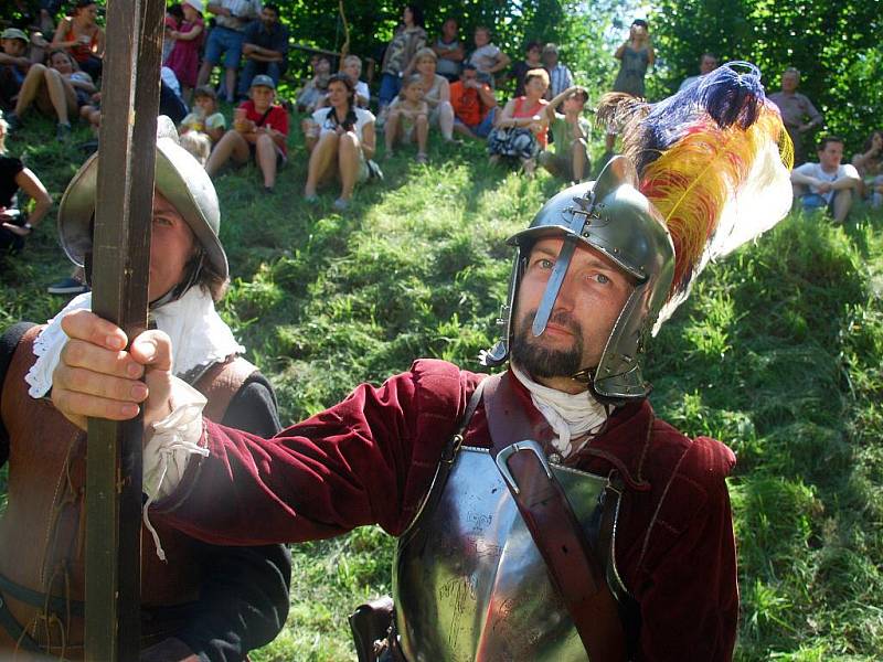 Historické slavnosti Mračení na tvrzi Tuchoraz 