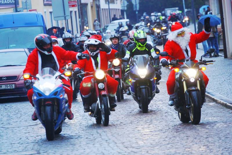 Již 15. vyjížďka kolínských motorkářů na Štědrý den