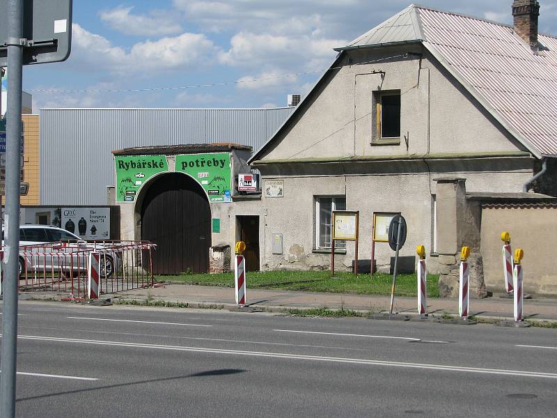 Ulice U Křižovatky v Kolíně.