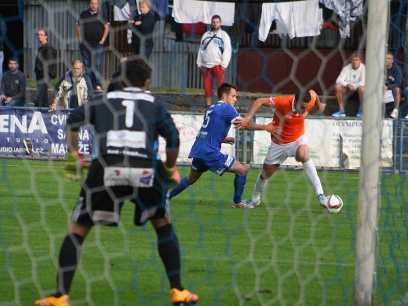 Z utkání Kolín - Živanice (1:3).