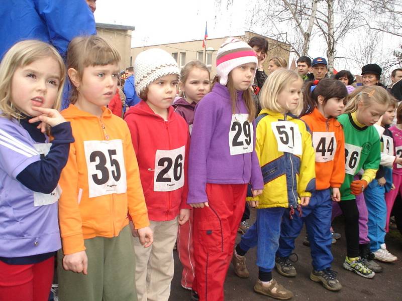 Dětské kategorie na 30. ročníku populárního běhu Pečecká desítka v Pečkách. 