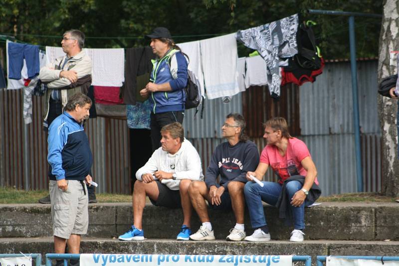 Z utkání Kolín - Živanice (1:3).