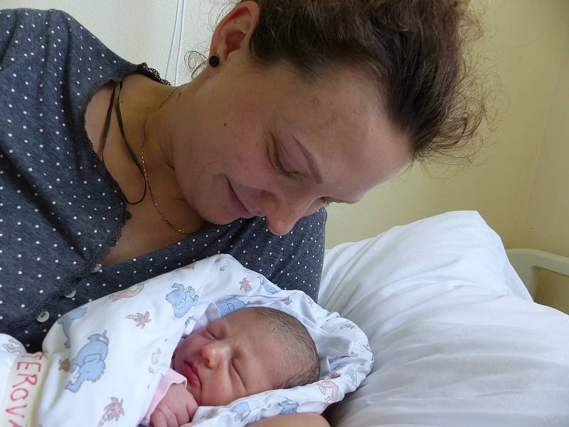 Liliana Fetterová se narodila 21. června 2020 v kolínské porodnici, vážila 2540 g a měřila 45 cm. V Kostelci nad Černými Lesy bude bydlet s maminkou Veronikou a tatínkem Davidem.