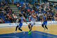 Z basketbalového utkání Kooperativa NBL Kolín - USK Praha (59:78)