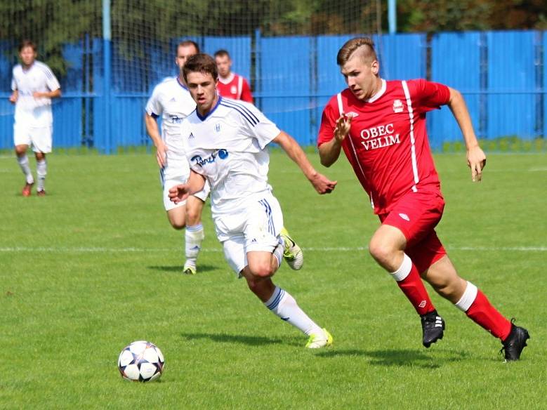 Z utkání Český Brod B - Velim (2:1).