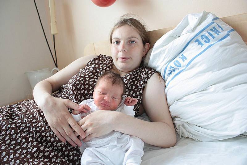 Mamince Pavle Pjekurné se 12. června 2010 narodila dcera Zuzana Pjekurná. Měřila 50 centimetrů a vážila 3100 gramů. Brzy obě pojedou do Kutné Hory za tříletým bratrem Patrikem.