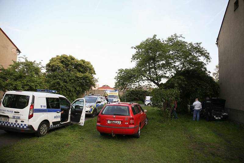 Havárie Škody Octavie v ulici Kpt. Jaroše v Kolíně