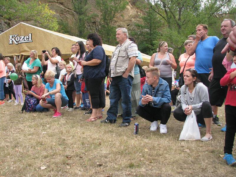 Rodinný festival Kouřimská skála zahájil pohádkový program