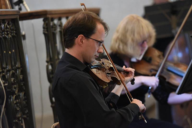 Vzpomínkový koncert na památku odsunutých kolínských židů