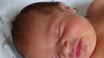 Kateřina Kuželová se narodila 30. října 2021 v kolínské porodnici, vážila 3200 g a měřila 49 cm. Ve Velkých Chvalovicích ji přivítal bráška Dominik (3) a rodiče Michaela a Pavel.