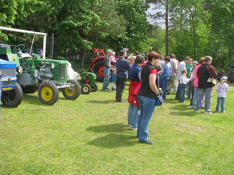 2. sraz traktorů Zetorů v Lipci