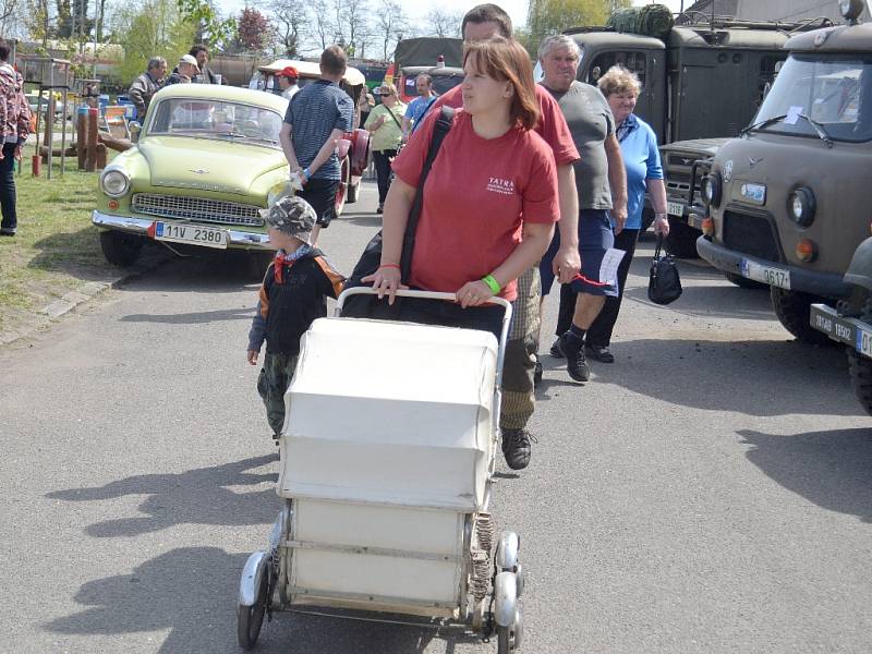 Ve Velkém Oseku se uskutečnil Den s historickou technikou