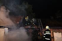 Požár rodinného domu v Ratenicích.