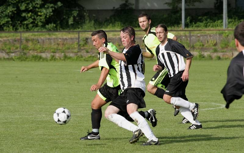 Z utkání Mnichovo Hradiště - Kouřim (3:0).