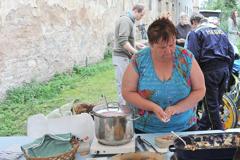 Restaurant Day a pečení chleba ve Štolmíři