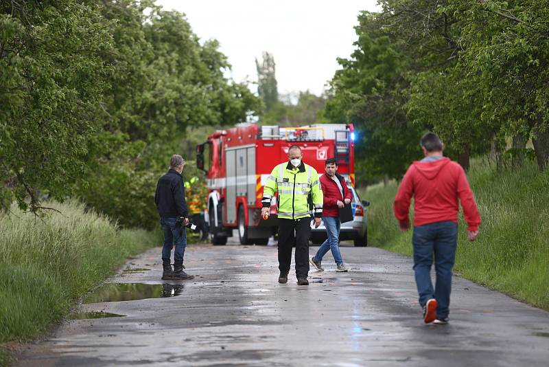 Smrtelná nehoda u Bylan na Kolínsku v sobotu 29. května 2021.