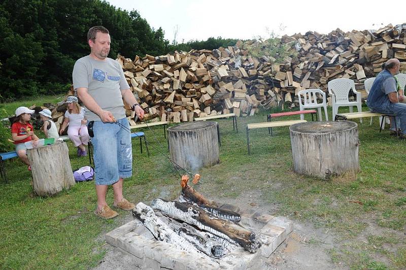 Přes pohádky do útulku za zvířátky 