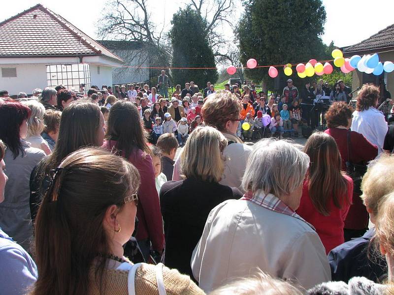 Oslavy 70. výročí založení školky v Žiželicích