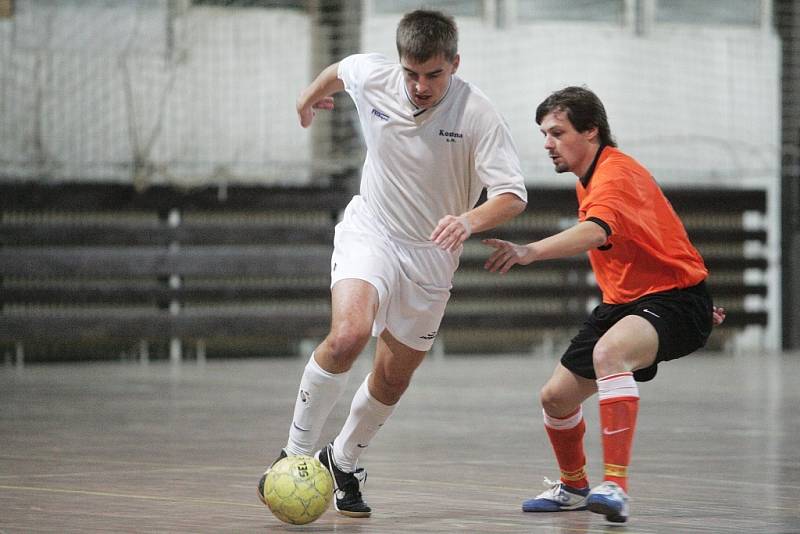 Z futsalového utkání SKP Kolín - Ebentárna Kladno