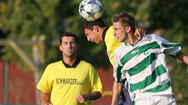 Z pohárového utkání Velim - Meteor (2:2 na PK 4:3).