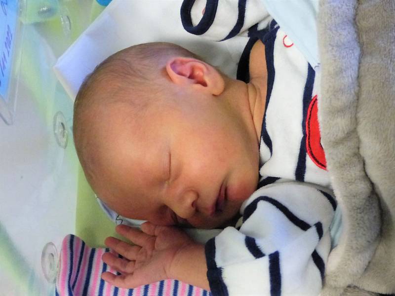Vojtěch Vyskočil se narodil 15. listopadu 2022 v kolínské porodnici, vážil 3720 g a měřil 53 cm. V Kutné Hoře se z něj těší bráška Pavlík (3) a rodiče Martina a Pavel.