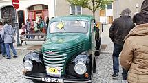 Na svátek práce se v Českém Brodě již tradičně uskutečnil závod automobilů a motocyklů vyrobených před rokem 1960.