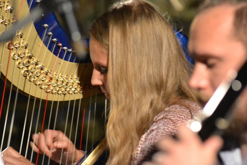 Plaňanské posvícení roste. Ozdobila ho Lucie Bílá, Václav Neckář nebo Lenka Filipová. 