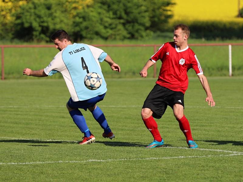 Z utkání I. B třídy Liblice - Tuchoraz (3:1).