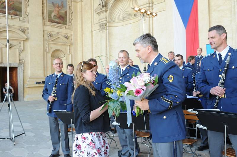 Přátelé Františka Kmocha vyrazili do Prahy na hudební poctu svému slavnému kapelníkovi