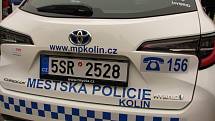 Ze slavnostního předání vozidel pro město, městskou policii a zdravotníky na Karlově náměstí v Kolíně.