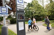 Chytrá zastávka Městské autobusové dopravy v Kolíně.