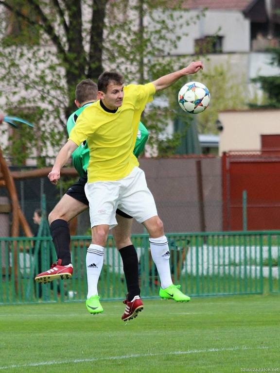 Z utkání třetí třídy Velim B - Ratboř (5:2).